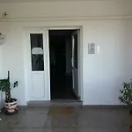 Apartament Myha *